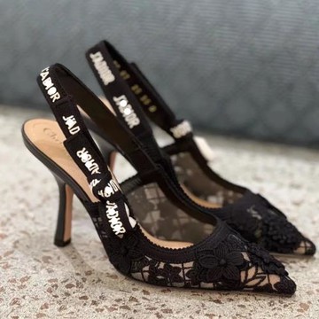 真皮d字母帶家蝴蝶涼鞋女2024年新款復古優雅織物網紗花朵高跟鞋