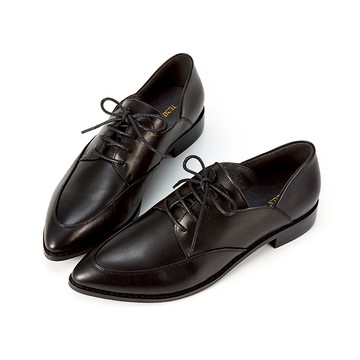 [獨家訂製楦型] 時髦全真皮側V尖頭德比牛津鞋 黑色