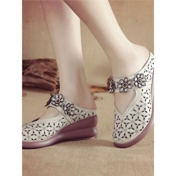 真皮拖鞋坡跟中跟厚底包頭拖鞋復古民族風花朵鏤空洞洞媽媽中年女