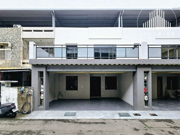 翻新七米面寬美透天｜光華舊社《庭院車庫》金雅、湳雅｜新竹市北區光華二街