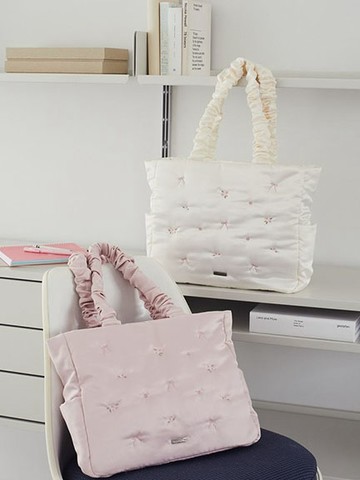 甜美蝴蝶結與玫瑰刺繡蓬鬆面料手提袋(08001418300) - Maison de FLEUR