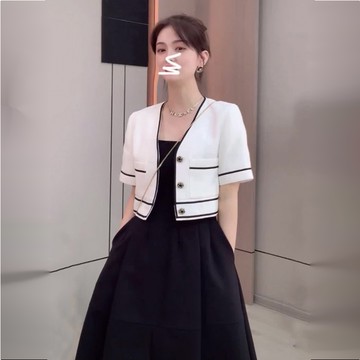 小香風短袖外套 女生  小香風時尚法式小外套外套女 小個子薄款短版白色上衣 夏2022新款 摩天大樓