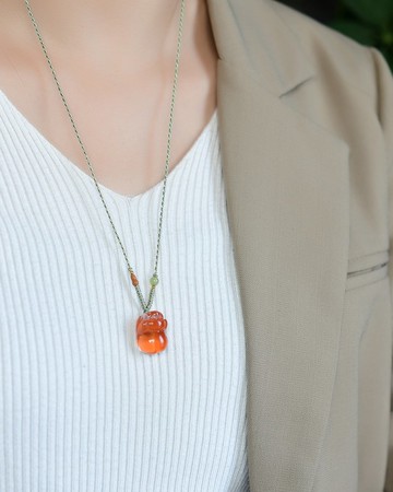 天然紅兔毛小豬吊墜 顏色美美噠 造型飽滿 大師級雕刻