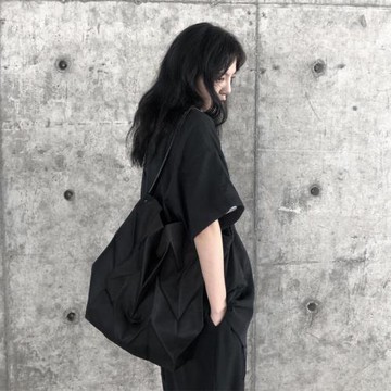 陸與山嶼自制三宅風折紙暗黑系列可折疊男女出街手提單肩帆布包