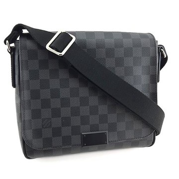 Louis Vuitton 黑灰格紋District PM掀蓋斜揹書包【九成新展示品-半價出清-已經過專業臭氧紫外線清潔】