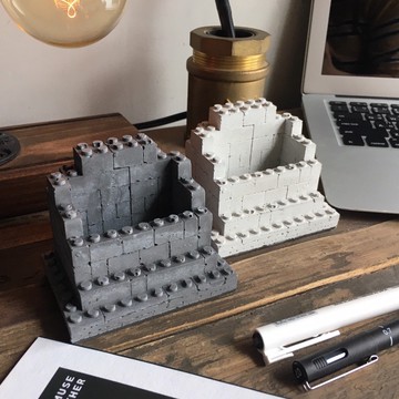 曙MUSE｜樂高積木水泥名片架 原創 手作 造型 禮物 居家擺飾 手機架 杯墊架 辦公室 擴香石