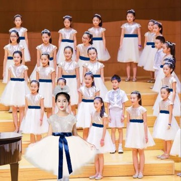 兒童合唱服/小學生//初中生/中學生/詩歌/朗誦/表演/大合唱團服。