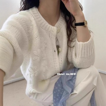 韓國東大門馬海毛重工手工鉤花毛衣開衫女寬松甜美減齡針織外套秋 鑫弘-素時衣櫥