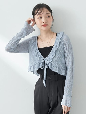 透膚荷葉摺邊蕾絲綁結短版V領罩衫(1L42L1D0130) - earth music&ecology