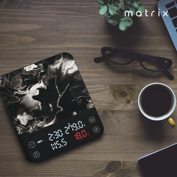 【Matrix】M1 PRO 小智 義式手沖LED觸控雙顯咖啡電子秤 Type-C充電 (粉液比/分段注水/義式自動計時/硅藻土吸水墊)