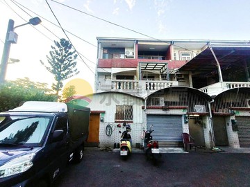 仁德國小孝親車庫透天｜台南市仁德區仁義五街