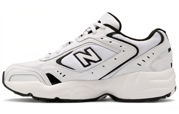 WMNS 452 WHITE BLACK