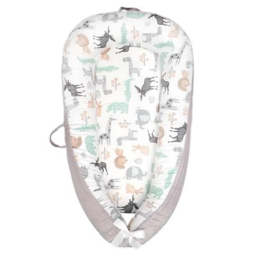 vanibaby 嬰兒床中床豪華組 Set 9件 仿子宮包覆設計 柔軟針織表布  50 x 90cm  北歐動物 白色