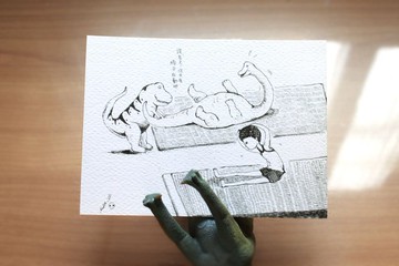 我和我的恐龍朋友。仰臥起坐20下