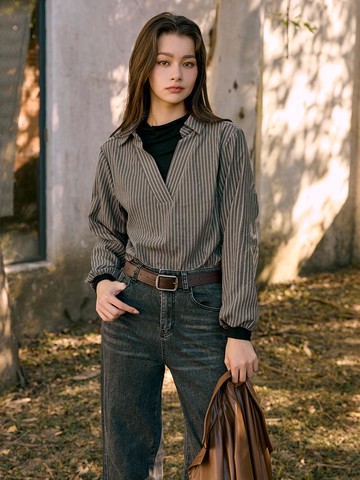 假兩件配色直條V領襯衫