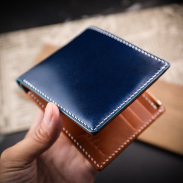 【客製化禮物】【皮夾、銀包】藍色Cordovan馬臀皮  客製刻字 Mis