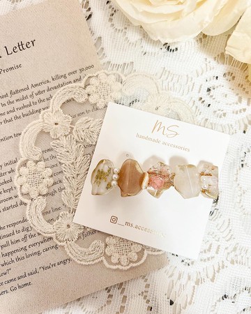 MS accessories | 天然石流金乾花髮夾