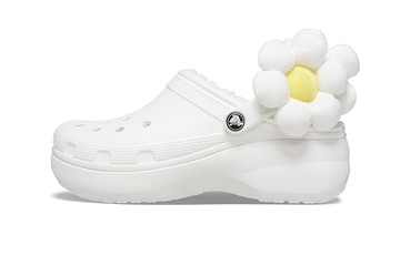 WMNS CROCS CLASSIC FLOWER CLOGS WHITE