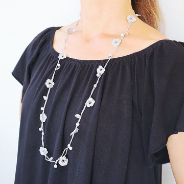 90 厘米帶蕾絲和珍珠的套索 - Marie Pearl - 淺灰