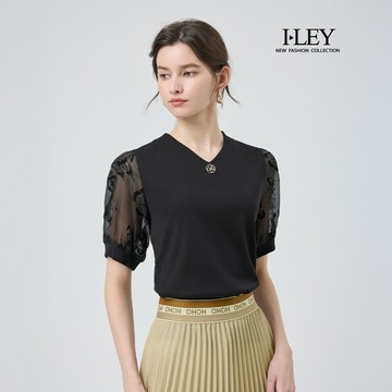 ILEY伊蕾 V領蝴蝶植絨小泡袖棉質上衣(黑；M-XL)