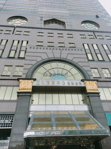 亞洲商務中心。雙車美景商辦｜高雄市新興區民權一路