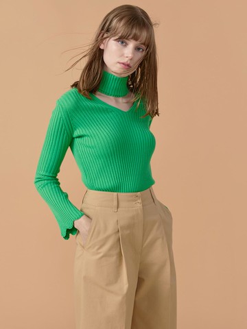Bell Sleeves V - Neck Pollar Knit Top Green WBBFNT