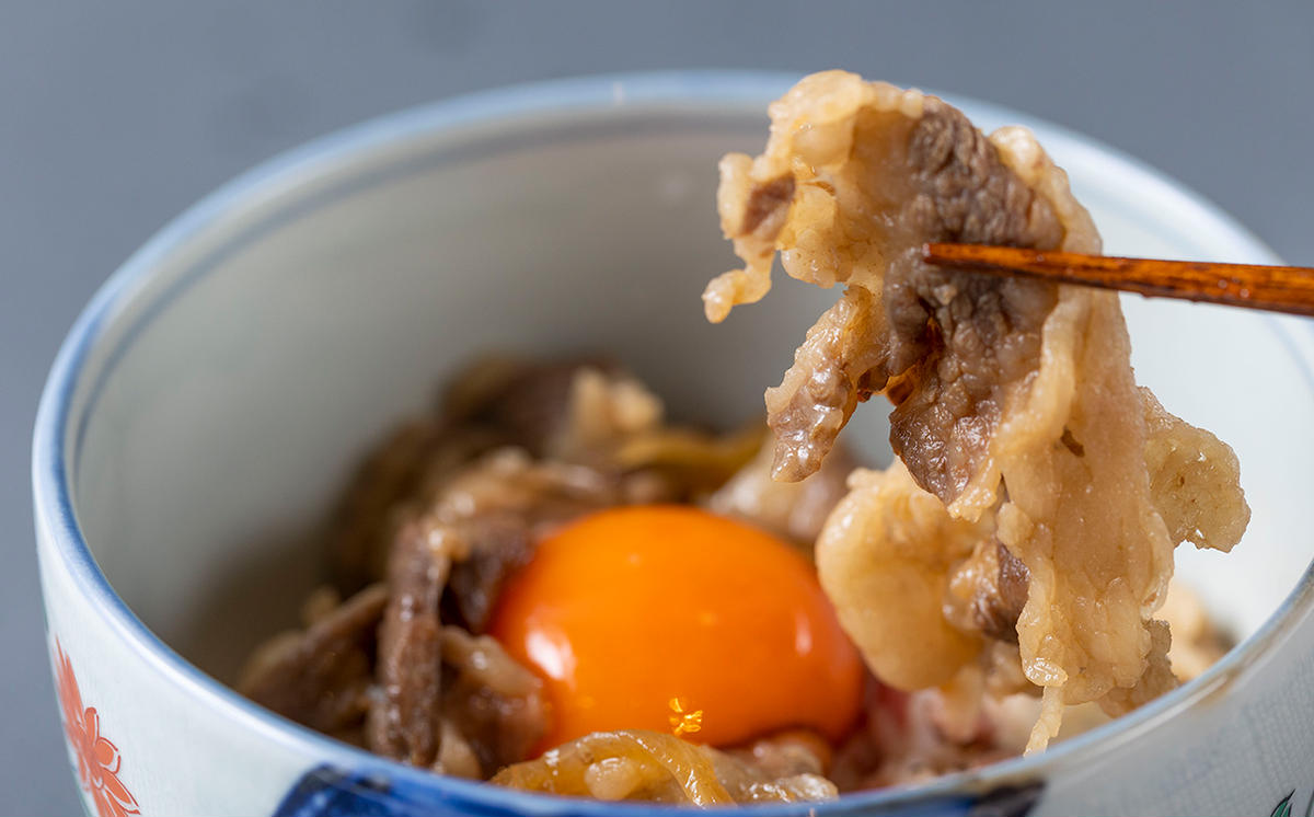 北海道産 黒毛和牛 こぶ黒 A5 和牛農家が作った 和牛丼 計 4食 (2食入り×2パック) ＜LC＞