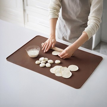 日本霜山 長方形矽膠不沾黏揉麵墊(65x45cm)