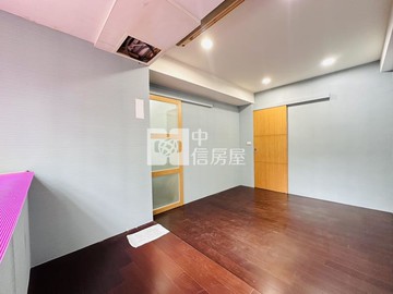 捷運永春站靜巷 稀有公寓樓中樓 超大空間｜台北市信義區永吉路