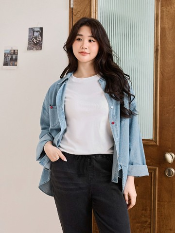 純棉休閒彩釦開衩襯衫上衣