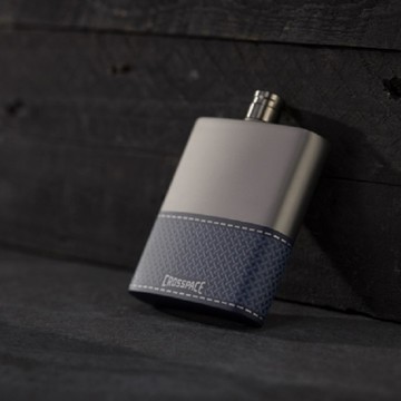 Crosspace 艾菲爾純鈦隨行酒壺 (共三色) - 蔥鬱綠