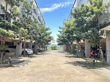 五結傳藝路旁輕屋齡邊間好利用靚別墅｜宜蘭縣五結鄉協和中路