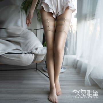 大腿襪 高彈力鏤空鉚釘性感大腿網襪。膚色 久慕雅黛
