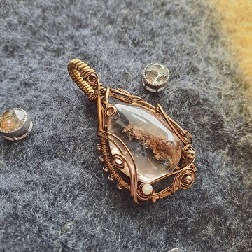 【山眠】浮星 幽靈水晶墜飾