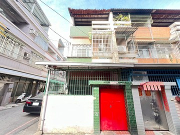 【鳳山國中】雙捷運可改車庫邊間透天｜高雄市鳳山區埤頂街