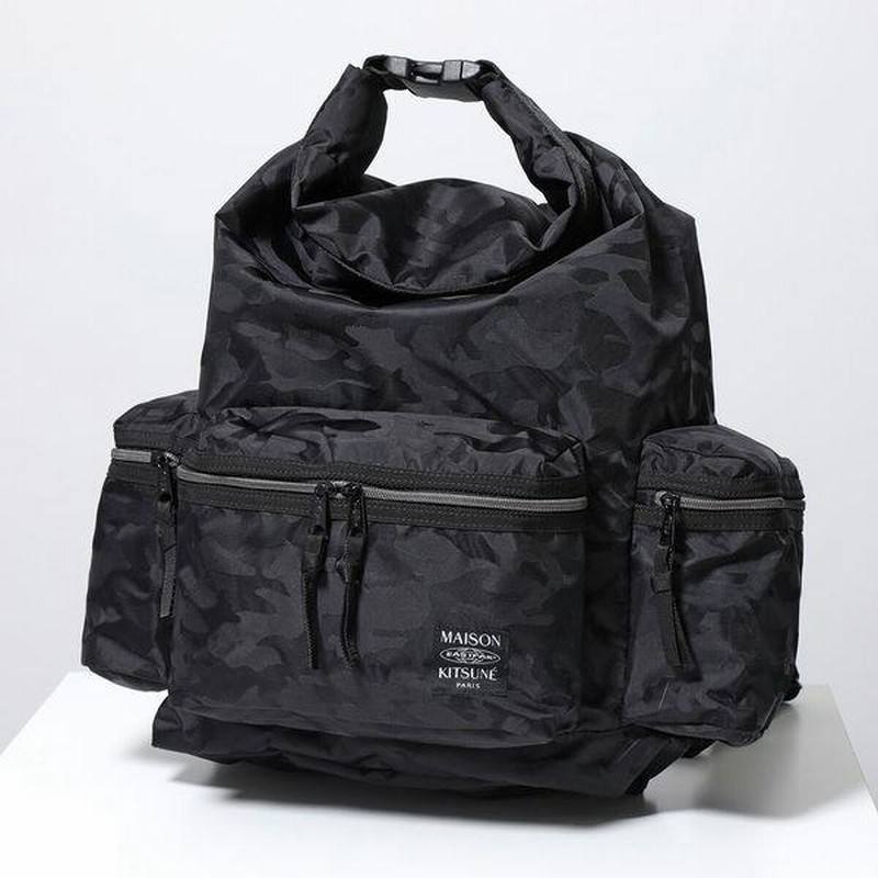 MAISON KITSUNE × EASTPAK メゾンキツネ イーストパック コラボ バックパック MK TOPROLL EK0A5BCZ X18  メンズ ロールトップ カモフラージュ フォックス | LINEブランドカタログ