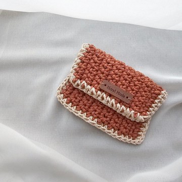 Jess Cadeau。包邊卡夾