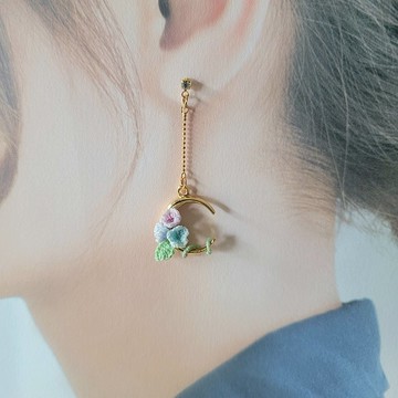 小花月亮耳環 人手鉤織