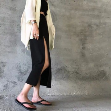 夏裝a字半身裙女ins超火的黑色一片式開叉長裙顯瘦高腰中長款裙子1入