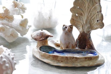 純手捏陶瓷三花貓咪飾品盤/線香插