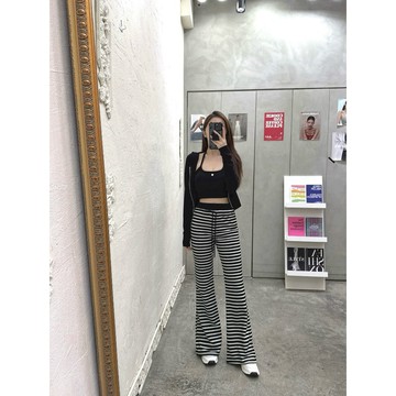 (現貨)獨家 慵懶風 綁帶背心+帽外+條紋喇叭褲 三件套 罩杯可拆 托胸帶固定  彈力 親膚舒適 寬鬆遮肉 女生套裝