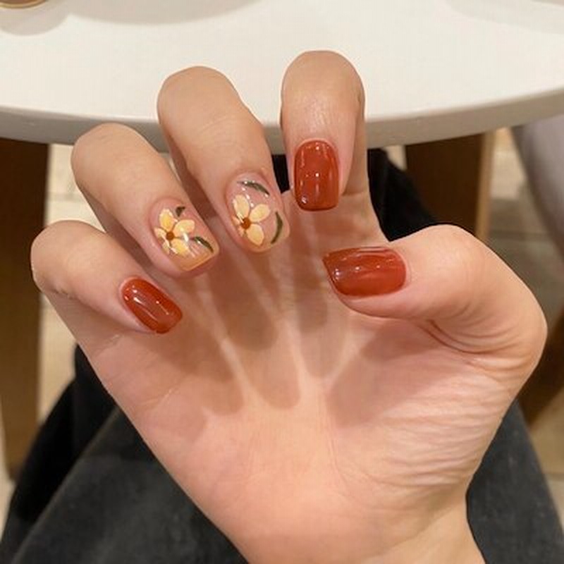 オレンジの花びらネイルチップ つけ爪 ショート オーバル フルカバー かわいいネイル 通販 Lineポイント最大1 0 Get Lineショッピング