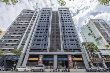 聯上V1兩房車位捷運宅｜高雄市新興區七賢二路