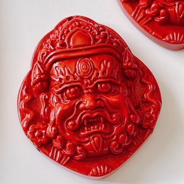 拾悦手作材料/38.7x32.7mm/天然紅硃砂藏式黃財神吊墜牌/硃砂含量百分90以上/台灣現貨不用等待