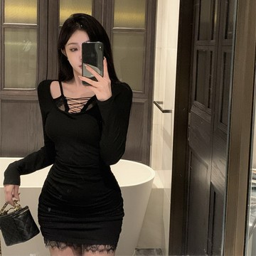 VIVILIAN性感假2件蕾絲拼接繞頸洋裝