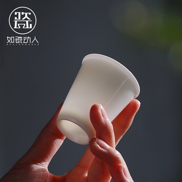 如瓷動人羊脂玉瓷茶杯家用陶瓷功夫茶具品茗聞香杯人專用主人杯