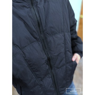 Nor.116 重磅素面弧形車線羽絨外套《NOR3385116》-黑