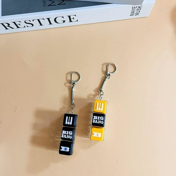VIP必收👑bigbang20週年 周邊 演唱會應援 短袖T恤 鑰匙圈 掛件 吊飾 冰箱貼 頭巾 Bigbang字母按