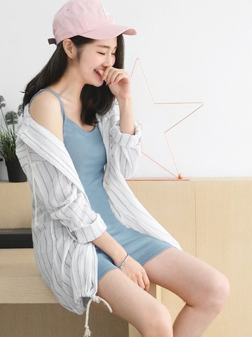 高含棉U領彈力合身長版背心