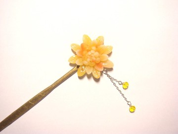 雅菊 橘黃 髮簪 造型
